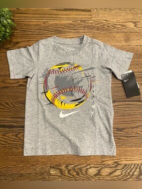 Nike Kids Grey Baseball Graphic T-Shirt Sz 5